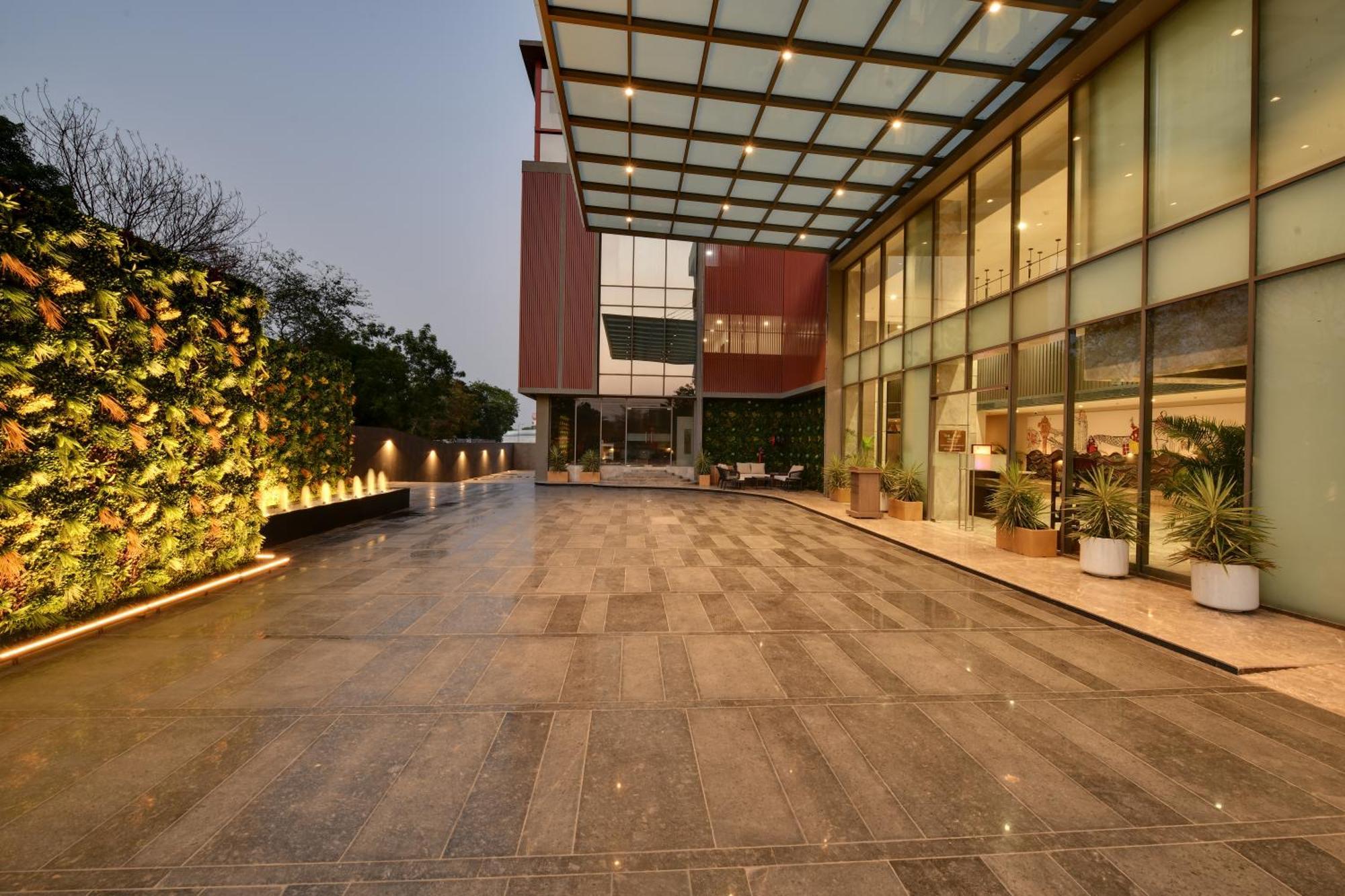 The Fern Residency, Gandhinagar Hotel Exterior photo